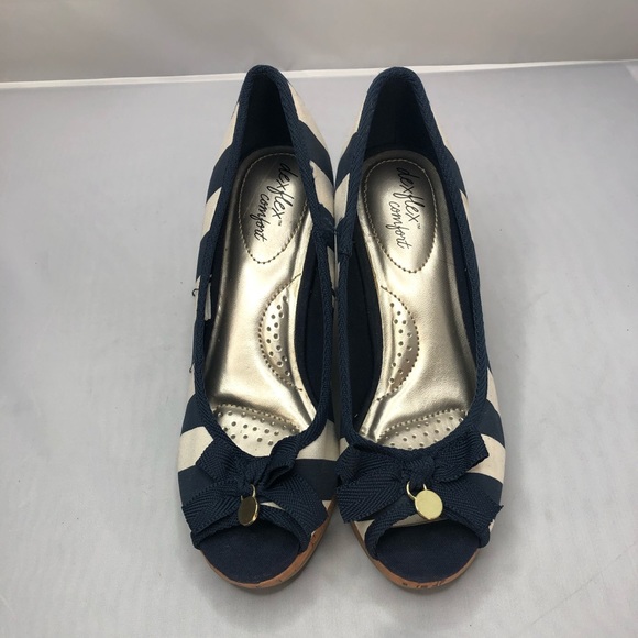 Blue and white dexflex comfort heels - Picture 2 of 4